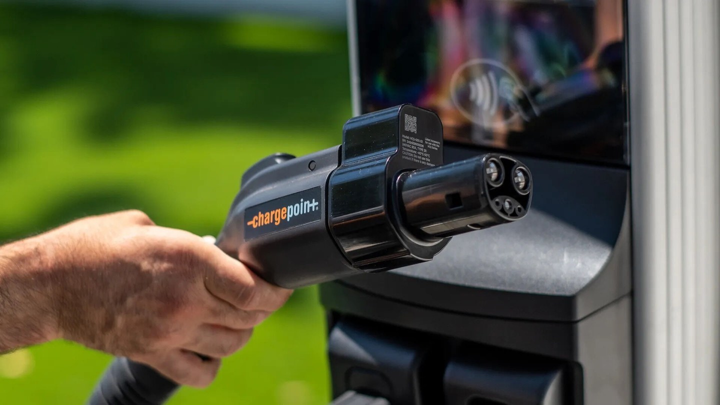 chargepoint-aaa-ev-charging-partnership